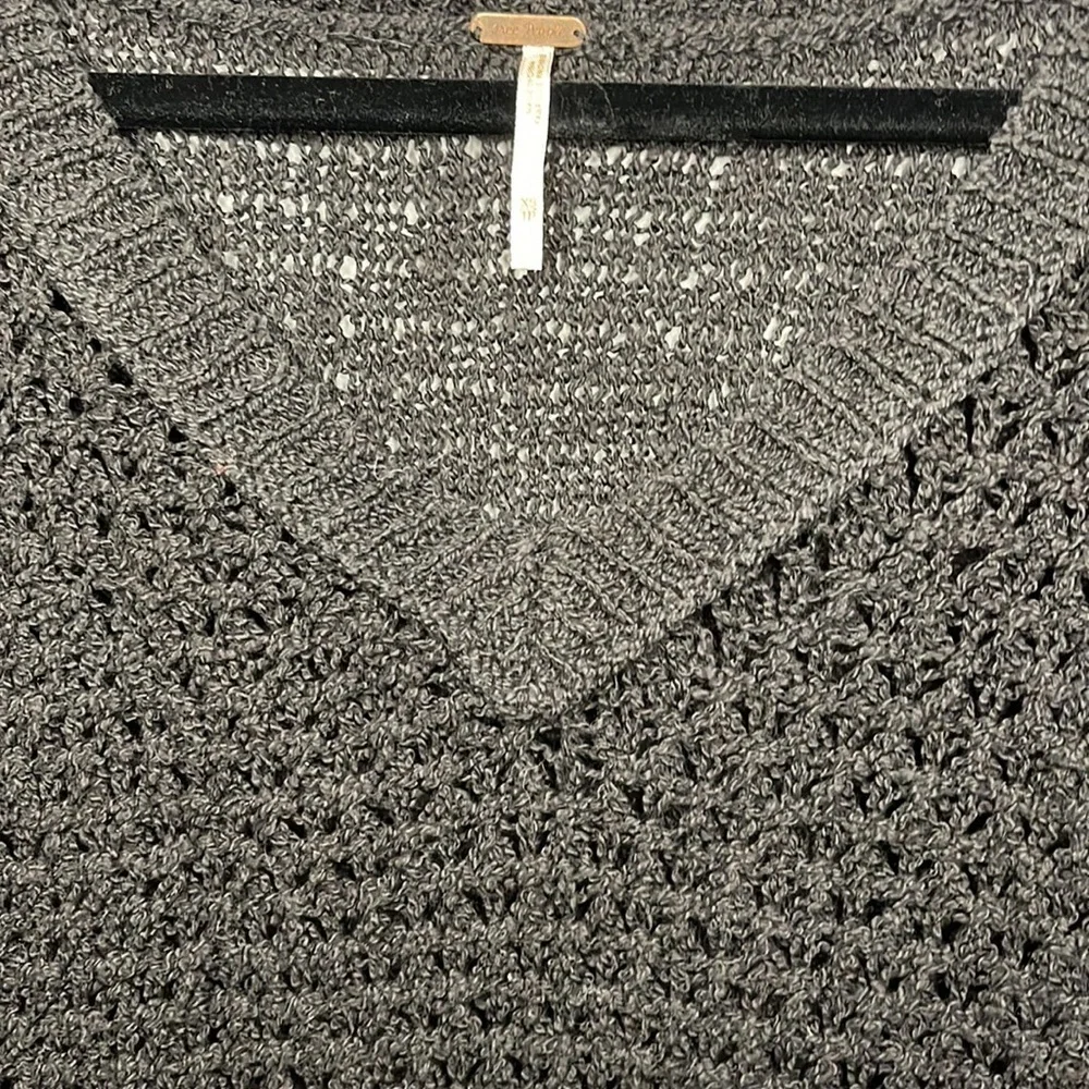 Free People Black Crop Knit V Neck Sweater - Picture 4 of 6